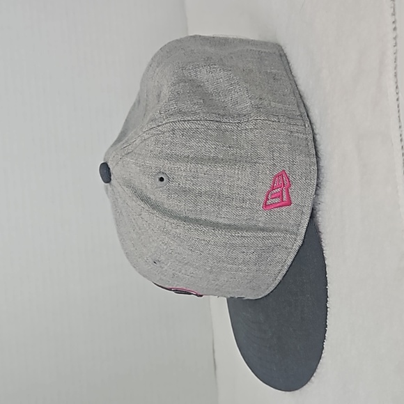 New Era |Men's NFL 59Fifty New Orleans Saints Horizon of Hope Baseball Cap 7 1/8 - Picture 5 of 14